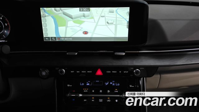 Kia Canival 2022 — photo 13
