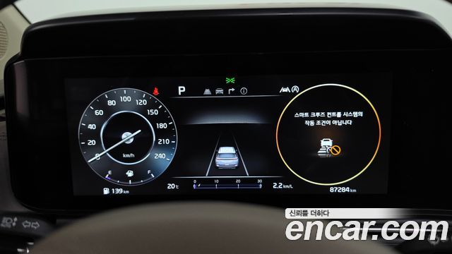 Kia Canival 2023 — photo 8