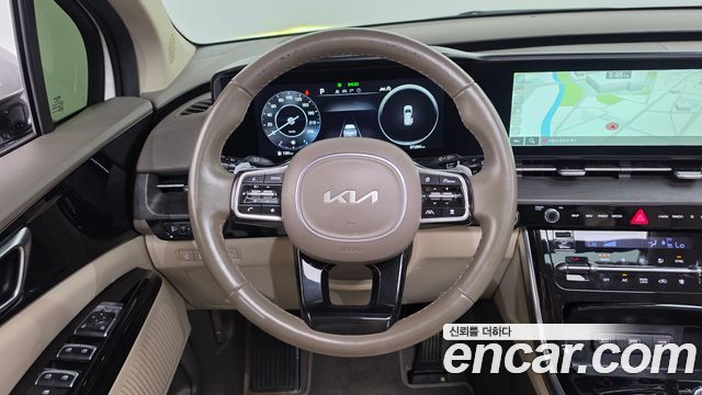 Kia Canival 2023 — photo 13
