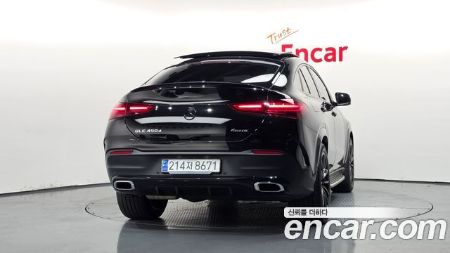 Mercedes-Benz GLE-Class 2023 — photo 4