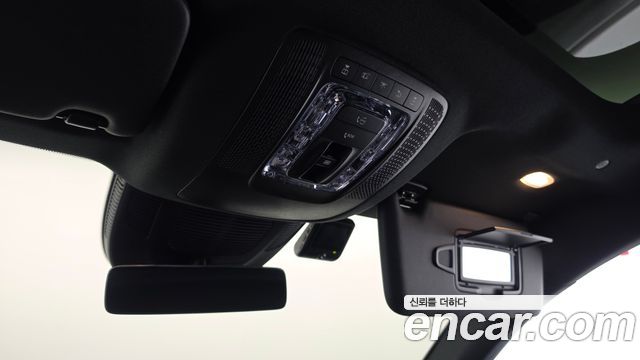 Mercedes-Benz GLE-Class 2023 — photo 25