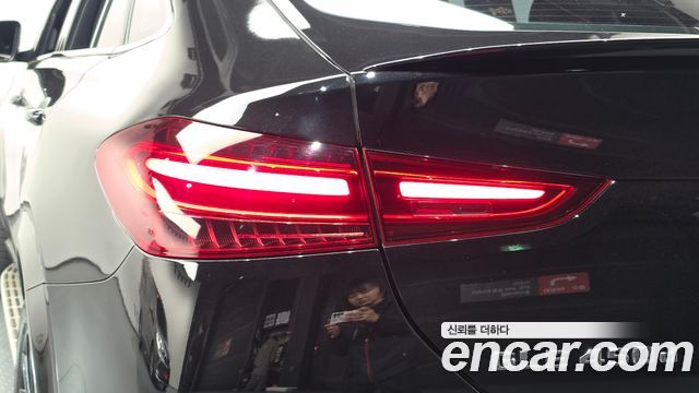 Mercedes-Benz GLE-Class 2023 — photo 9