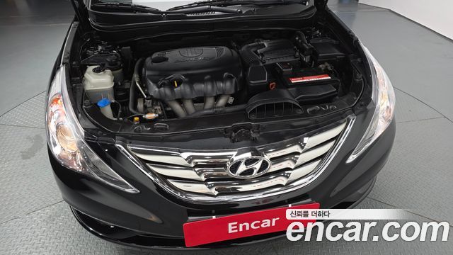 Hyundai Sonata 2011 — photo 6