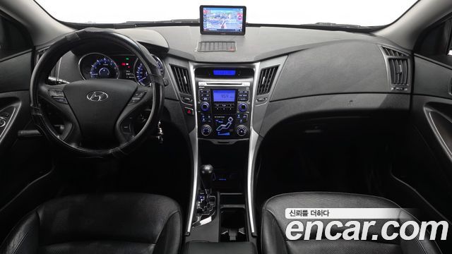 Hyundai Sonata 2011 — photo 10