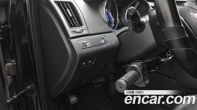 Hyundai Sonata 2011 — photo 19