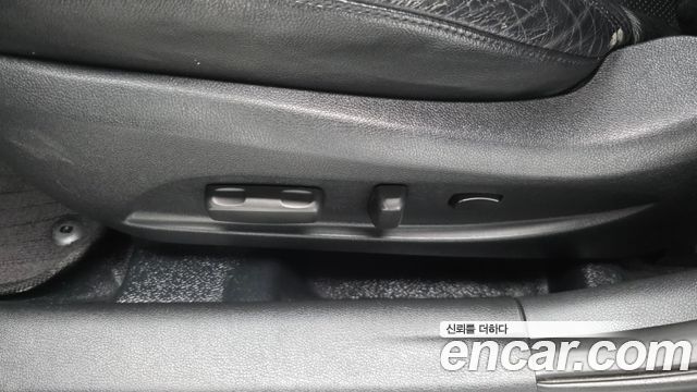 Hyundai Sonata 2011 — photo 29