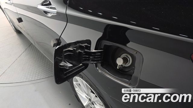 Hyundai Sonata 2011 — photo 33