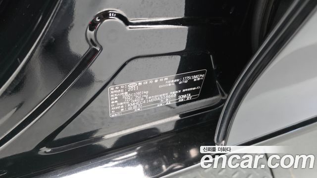 Hyundai Sonata 2011 — photo 34