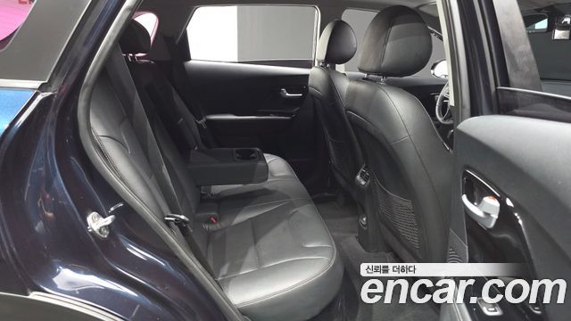 Kia Niro 2018 — photo 18