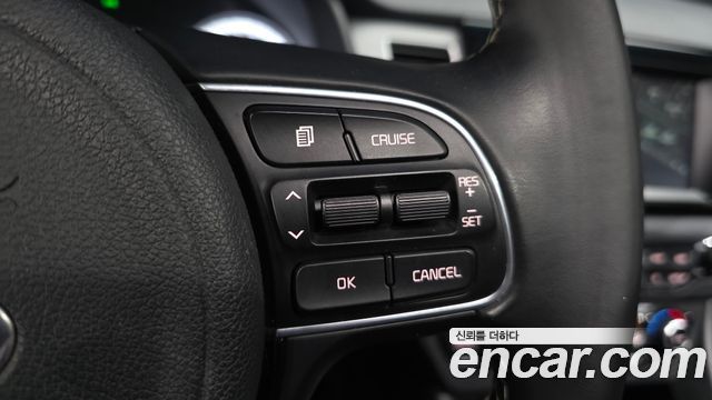 Kia Niro 2018 — photo 23