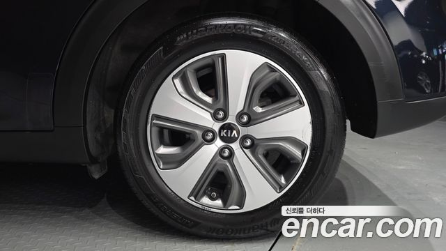 Kia Niro 2018 — photo 7