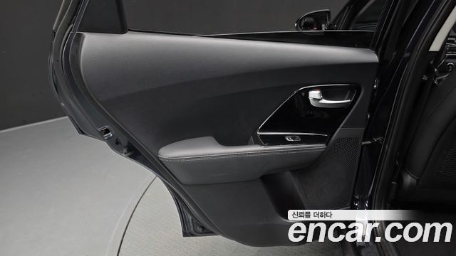 Kia Niro 2018 — photo 15