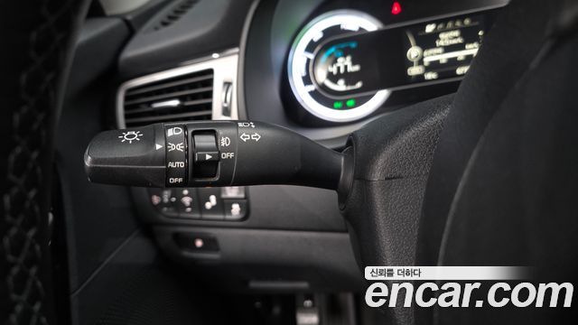 Kia Niro 2018 — photo 28