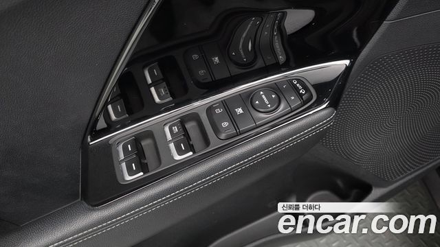 Kia Niro 2018 — photo 30