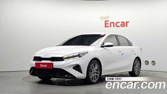 Kia K3 2022 — photo 1