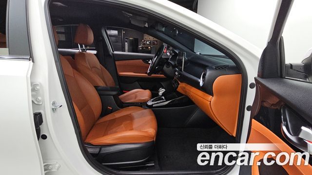 Kia K3 2022 — photo 17