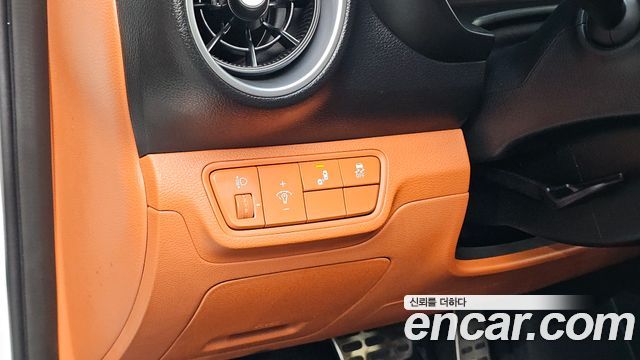 Kia K3 2022 — photo 21