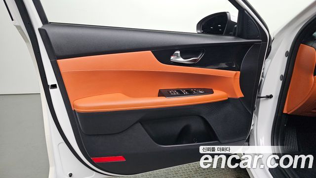 Kia K3 2022 — photo 14