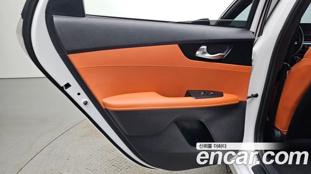 Kia K3 2022 — photo 15