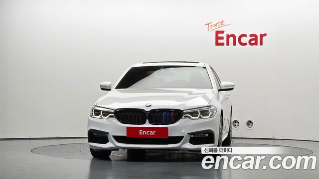 BMW 5-Series 2018 — photo 3