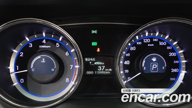 Hyundai Sonata 2012 — photo 8