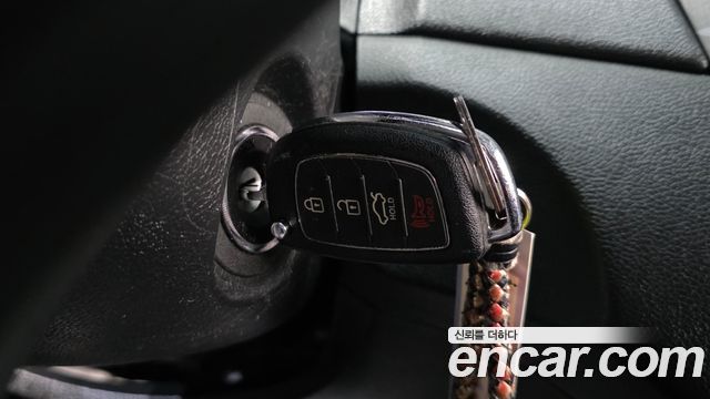 Hyundai Sonata 2012 — photo 16