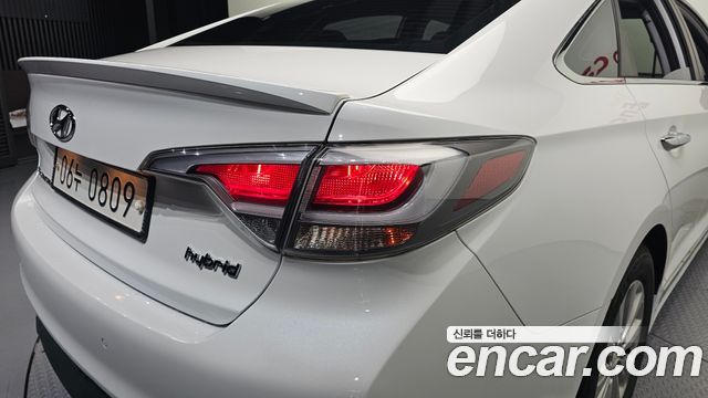 Hyundai Sonata 2017 — photo 9