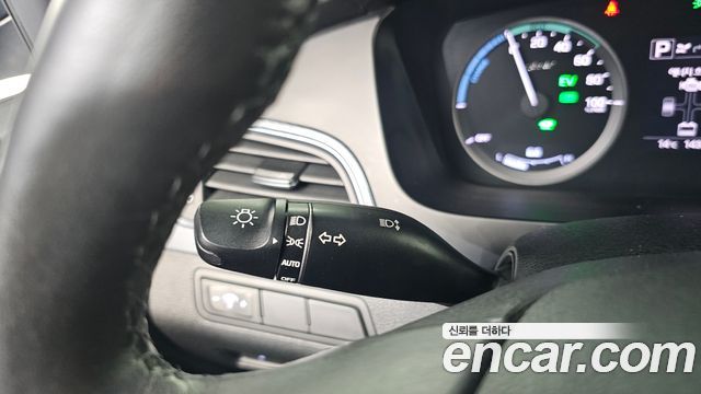 Hyundai Sonata 2017 — photo 29