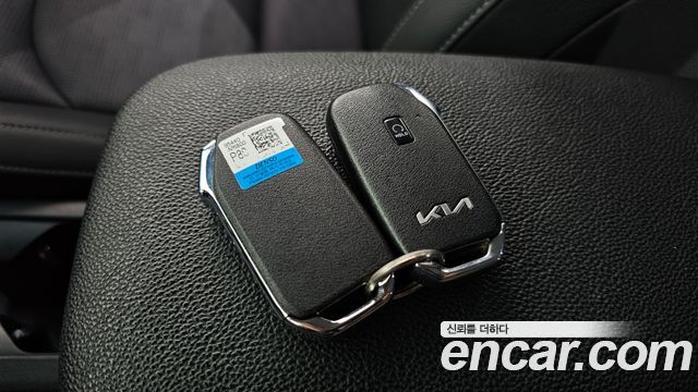 Kia K3 2022 — photo 23