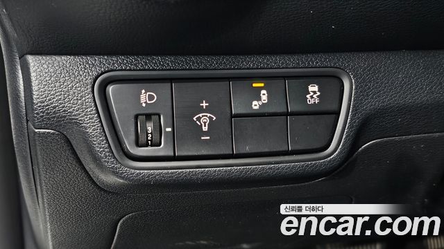 Kia K3 2022 — photo 27
