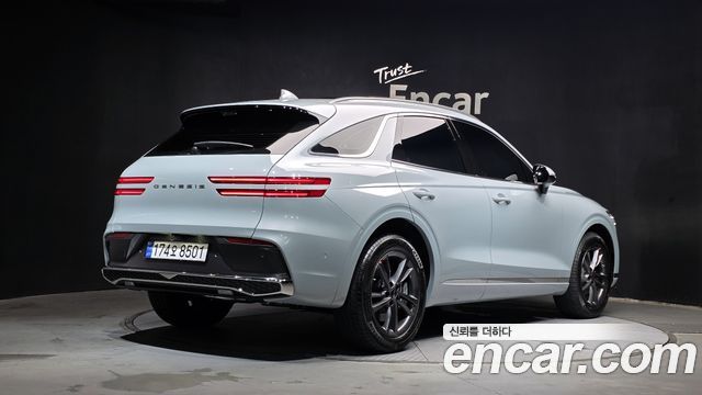 Genesis GV70 2027 — photo 2