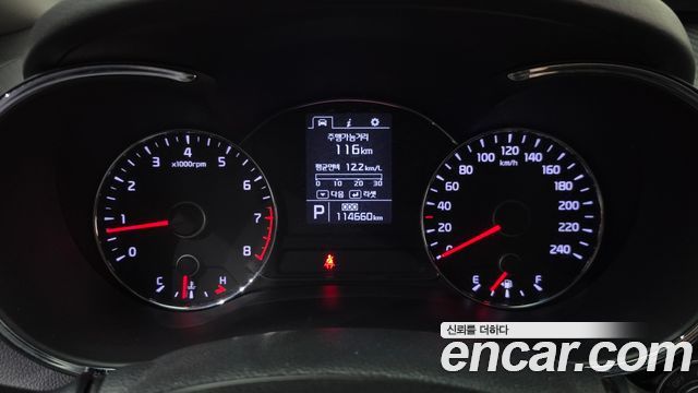 Kia K3 2015 — photo 11