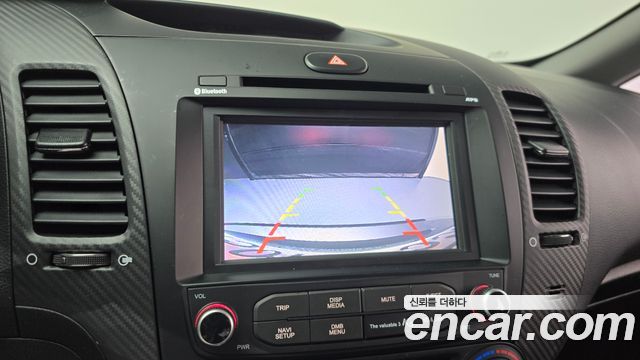 Kia K3 2015 — photo 20