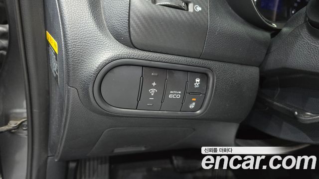 Kia K3 2015 — photo 22