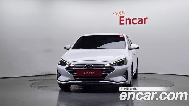 Hyundai AVANTE 2020 — photo 3
