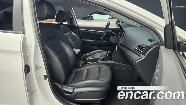Hyundai AVANTE 2020 — photo 10
