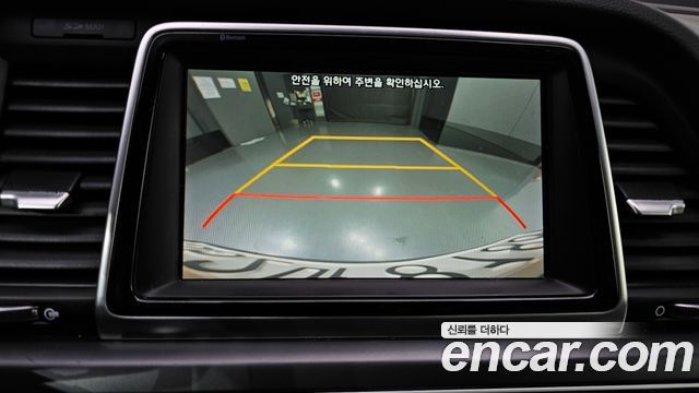 Hyundai Sonata 2019 — photo 17