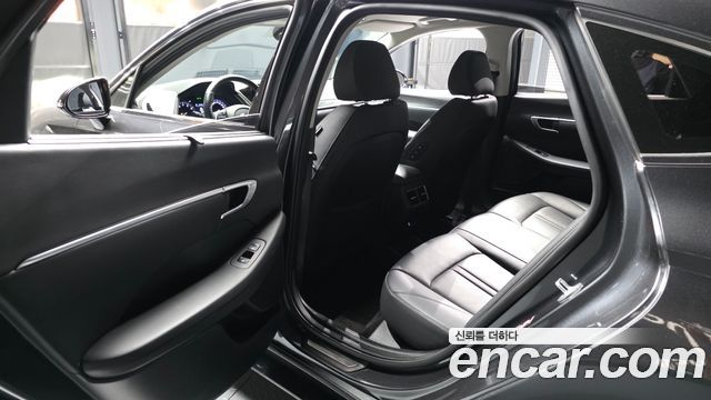 Hyundai Sonata 2020 — photo 16