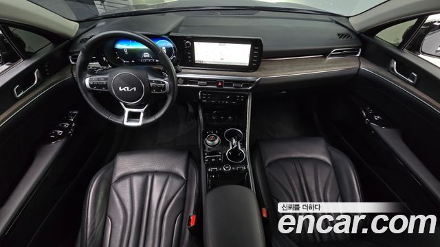 Kia K5 2023 — photo 10