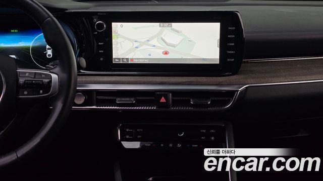 Kia K5 2023 — photo 19