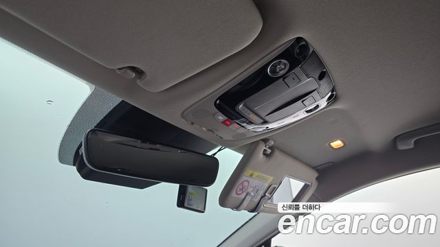 Kia K5 2023 — photo 24