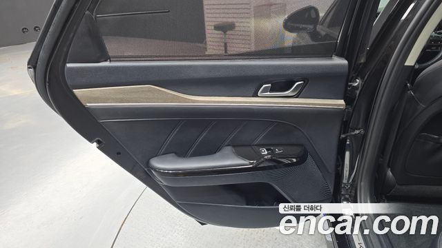 Kia K5 2023 — photo 15