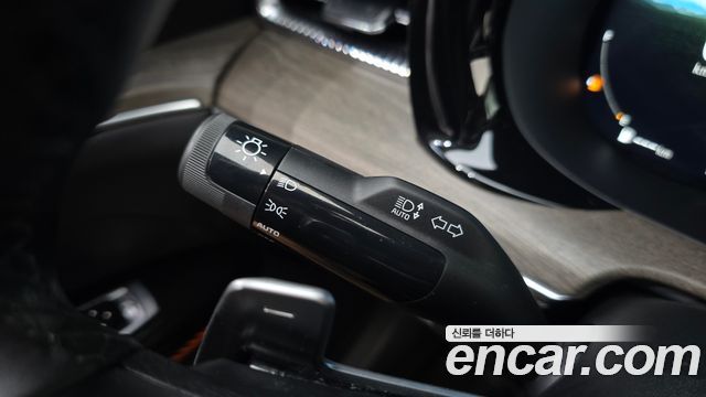 Kia K5 2023 — photo 29