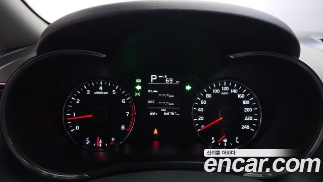 Kia K3 2018 — photo 11