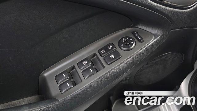 Kia K3 2018 — photo 22