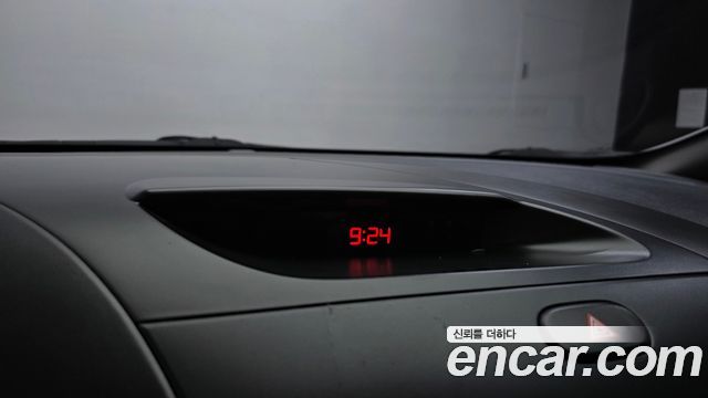 Kia K3 2018 — photo 23