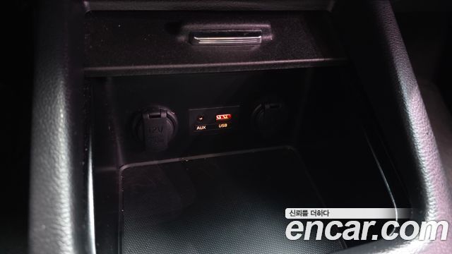 Kia K3 2018 — photo 24