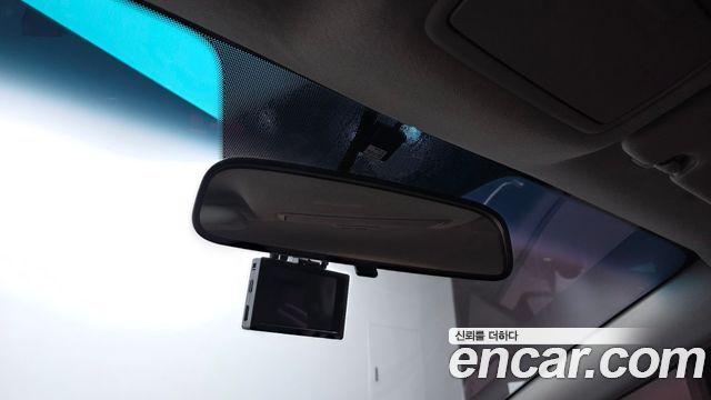 Kia K3 2018 — photo 25