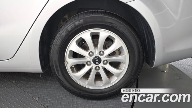 Kia K3 2018 — photo 7