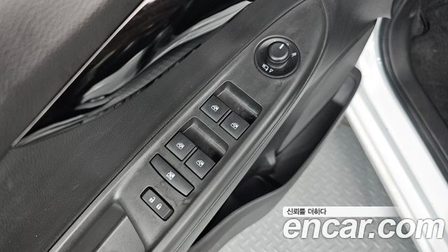 Chevrolet Korea Spark 2022 — photo 12